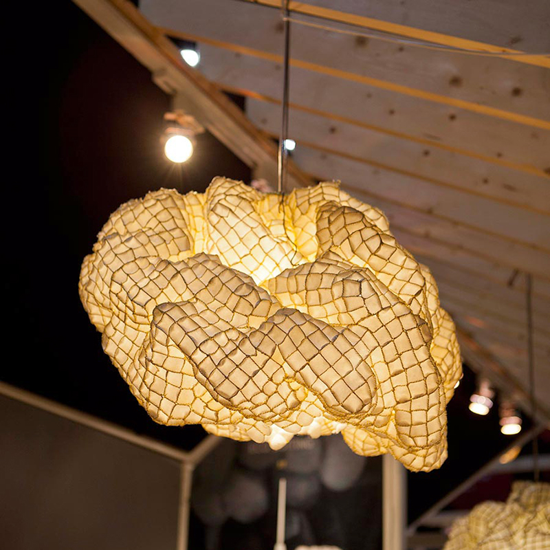 โคมไฟรังไหมเย็บมือทรงก้อนเมฆ