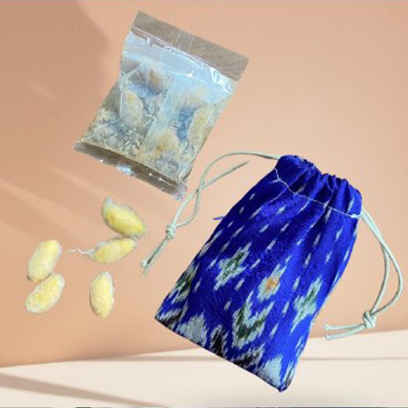 ถุงหอมรังไหม